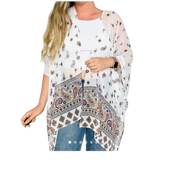 Urban Outfitters Ecote cream Boho Western White Paisley Kimono Shawl - Picture 3 of 14